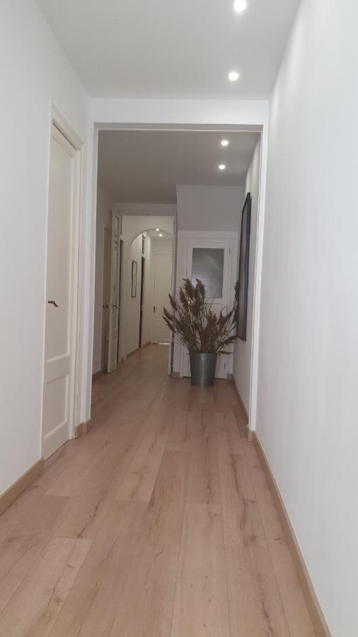 Apartamento Nuevo En Terrassa Centro מראה חיצוני תמונה